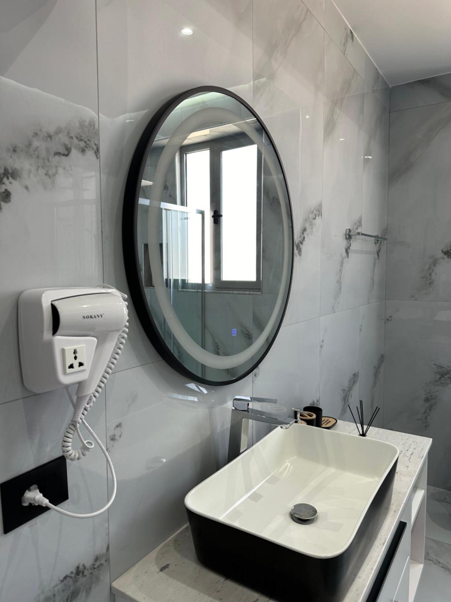Gael Luxury Apartment Berat Bagian luar foto