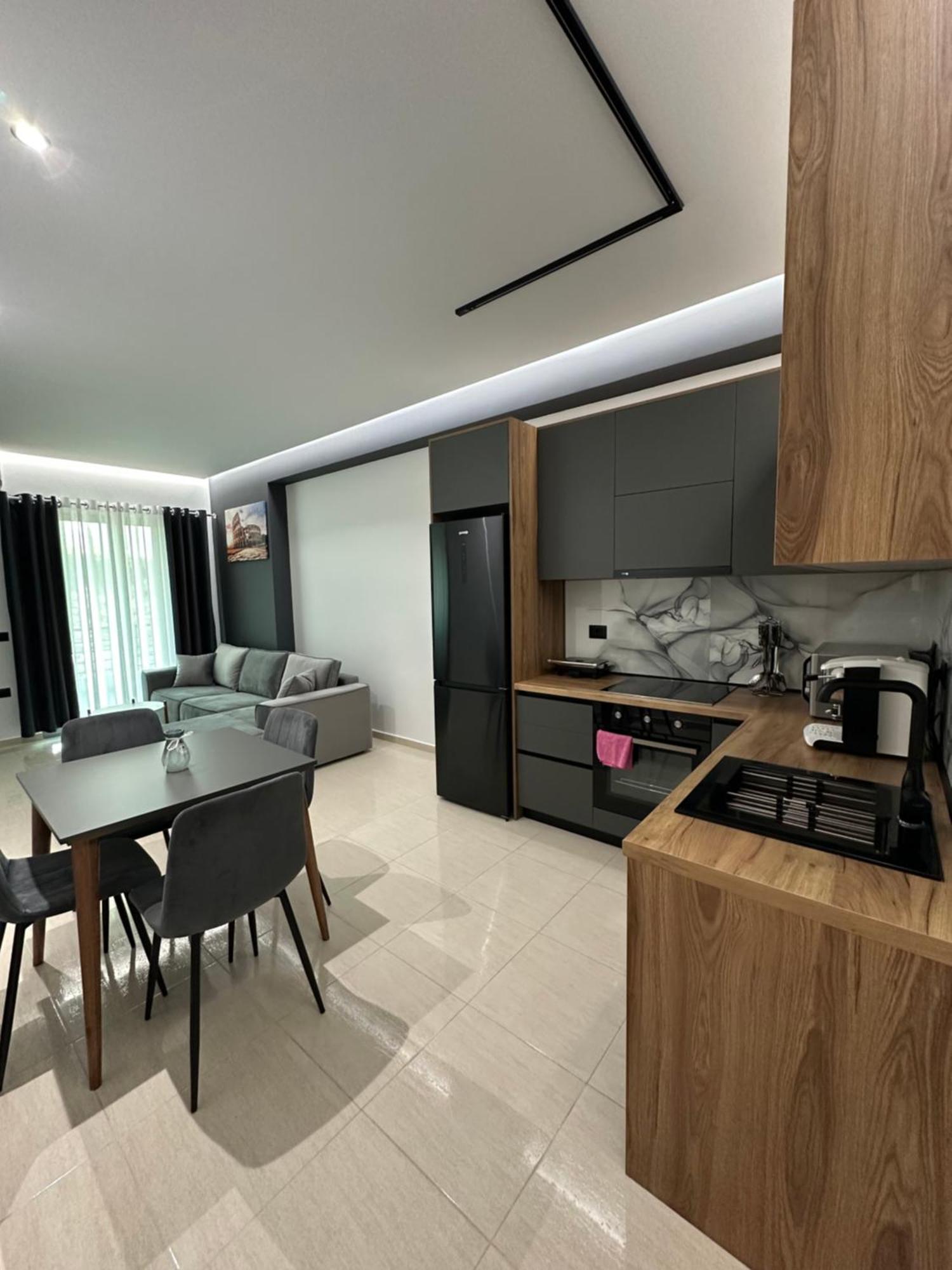 Gael Luxury Apartment Berat Bagian luar foto